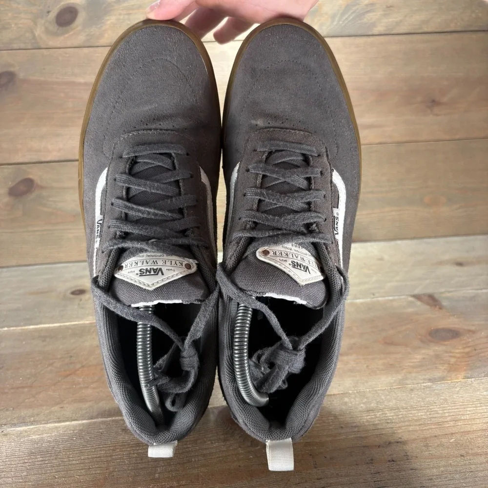 Vans Kyle Walker Pro Mens size 10 shoes Gray Suede Gum Sole Skate sneakers